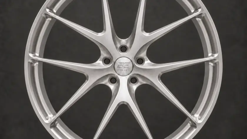 BE1-C5SW forged wheel — brushed silver front view