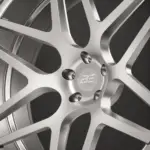 BE1-CM6 monoblock forged wheel — brushed silver detail view