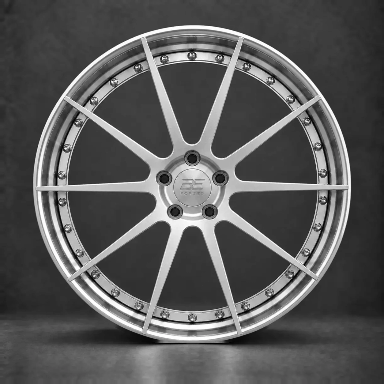BE2-C10V forged wheel - full wheel view