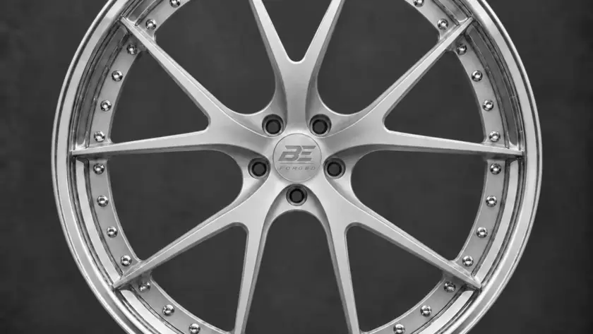 BE FORGED BE2-C5SW multi-piece forged wheel, front view