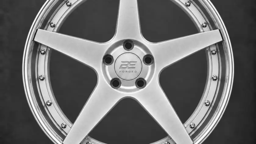 BE FORGED BE2-C5V multi-piece forged wheel, front view