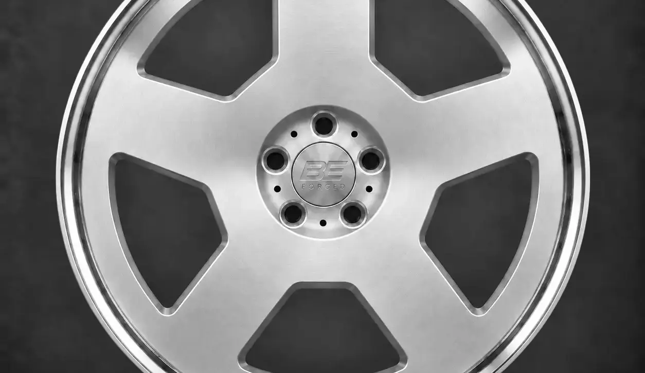 BE FORGED BE2-LX05 multi-piece forged wheel, front view